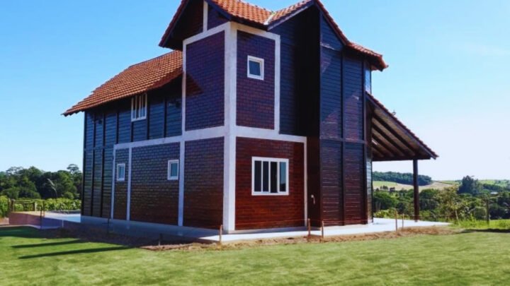 A casa, onde a felicidade encontra um lugar para chamar de lar.