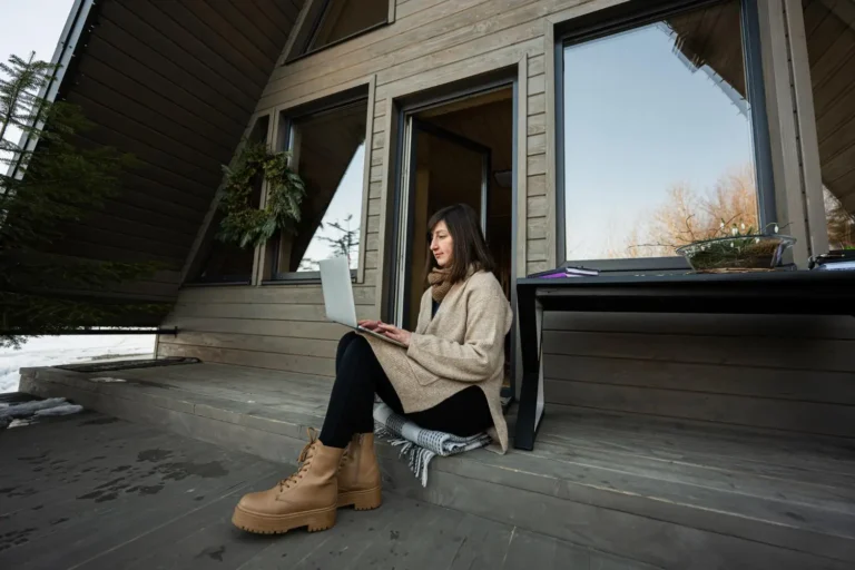 Pessoa que decidiu morar em tiny house